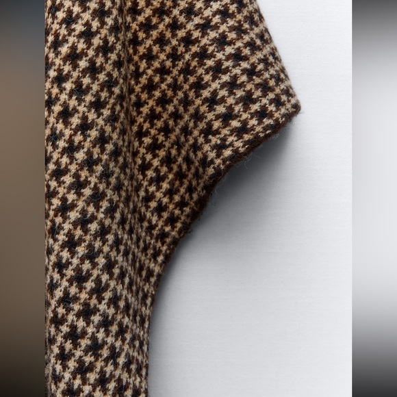 ZARA FRINGED KNIT JACQUARD CAPE - Picture 13 of 16